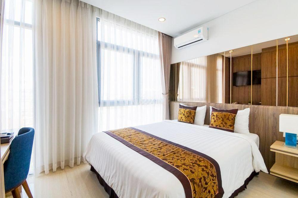 Aurora Western Village Ho-Chi-Minh-Stadt